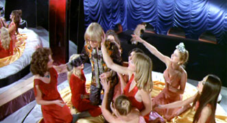 Everybody loves Swan...